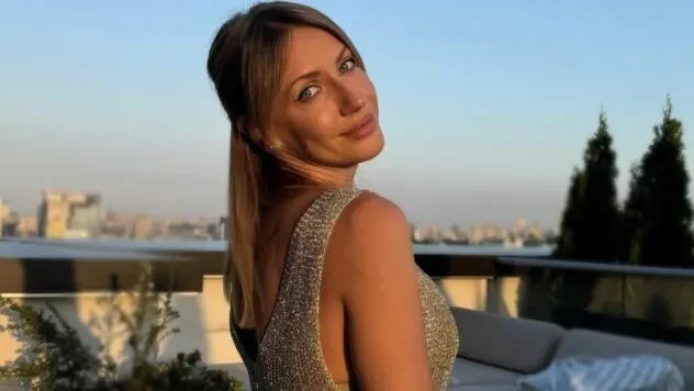 Леся Нікітюк показала фото однорічного сина Оскара з дідусем